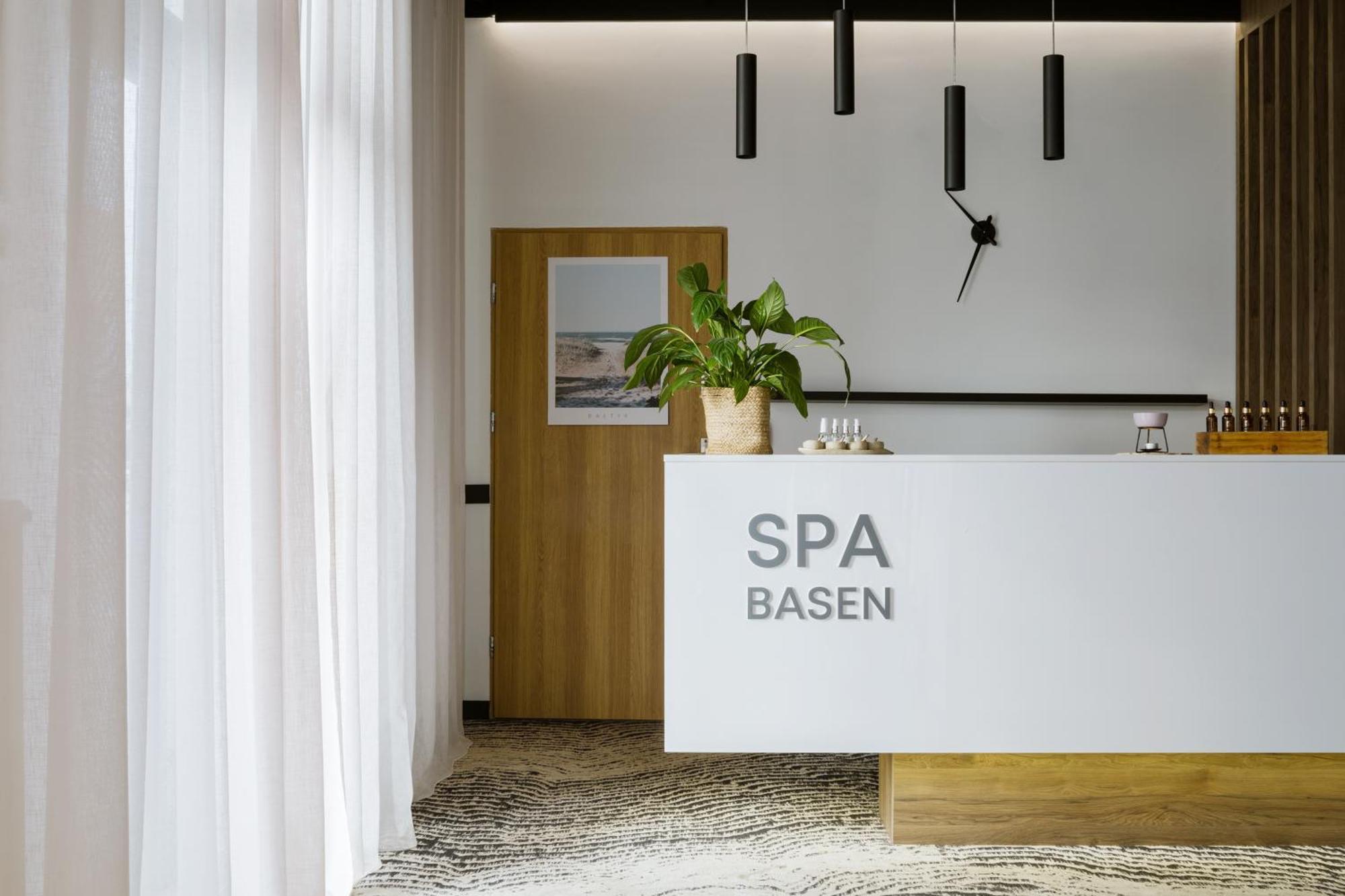 Hotel Saltic Resort & Spa Grzybowo 科沃布热格 外观 照片